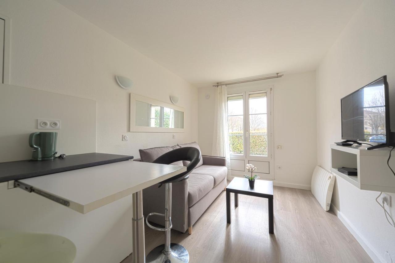 Studio Cosy 2 Min Gare - 10 Min Bussy-Saint-Georges Exterior photo
