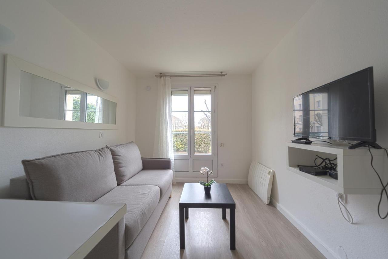Studio Cosy 2 Min Gare - 10 Min Bussy-Saint-Georges Exterior photo